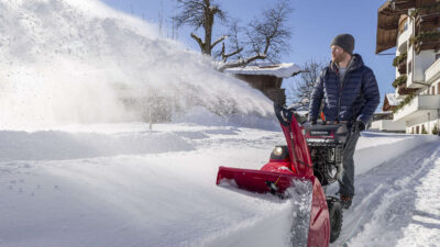 Najnovšie dvojstupňové a hybridné snežné frézy HONDA - Najefektívnejší spôsob odpratávania snehu ​