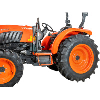 Traktor Kubota L1452D Rops