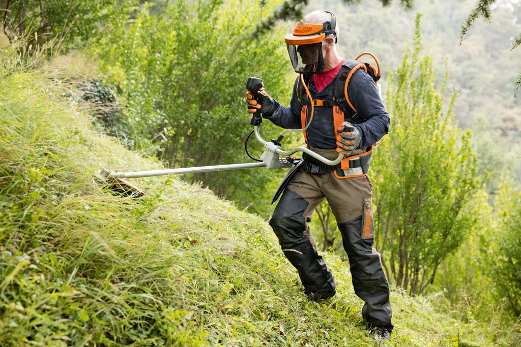 Akumulátorový vyžínač STIHL FSA 135 AC 2 Akumulátorový vyžínač STIHL FSA 135 AC