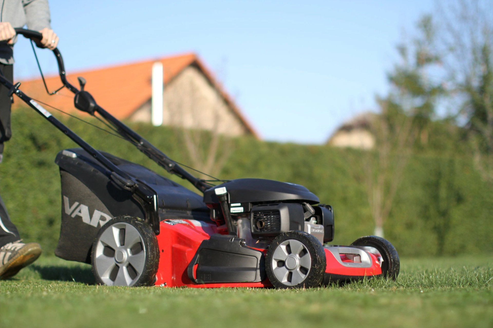 Benzínová kosačka VARI MP1 554 WSVQ H 18 Benzínová kosačka VARI MP1 554 WSVQ – H