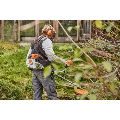 Krovinorez STIHL FS 131